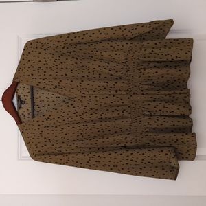 BR dark olive black speckled top